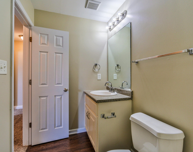 304 Whitehall Court - Photo Thumbnail 25