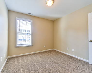 304 Whitehall Court - Photo Thumbnail 23