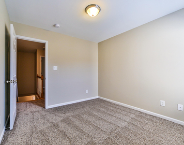 304 Whitehall Court - Photo Thumbnail 21