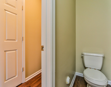 304 Whitehall Court - Photo Thumbnail 17