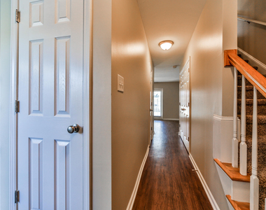 304 Whitehall Court - Photo Thumbnail 2