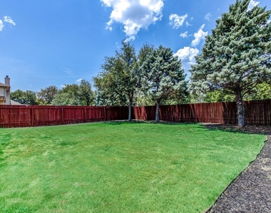 307 Riverine Way - Photo Thumbnail 24