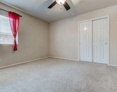 307 Riverine Way - Photo Thumbnail 21