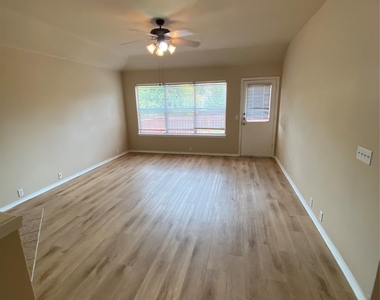 2307 Paradise Ridge Dr - Photo Thumbnail 6