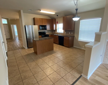 2307 Paradise Ridge Dr - Photo Thumbnail 3