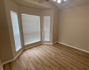 2307 Paradise Ridge Dr - Photo Thumbnail 14