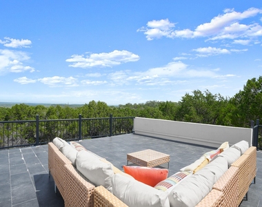2401 Thurber Ln - Photo Thumbnail 25