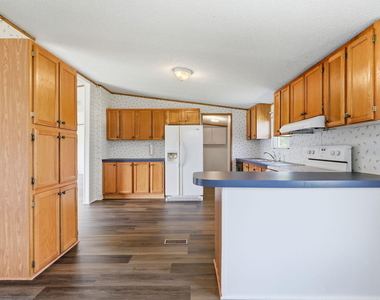 1385 Live Oak Road - Photo Thumbnail 11