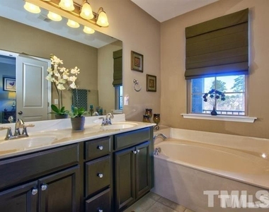 1528 Alemany Street - Photo Thumbnail 9