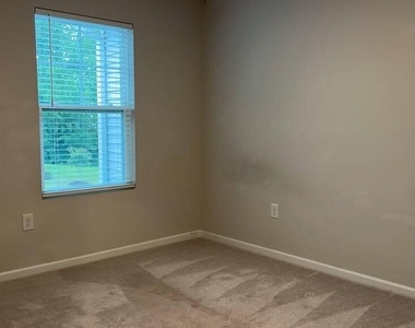 405 Hazy Hls Lane - Photo Thumbnail 24