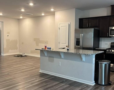 405 Hazy Hls Lane - Photo Thumbnail 13