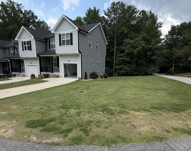 109 Stewarts Knob Lane - Photo Thumbnail 3