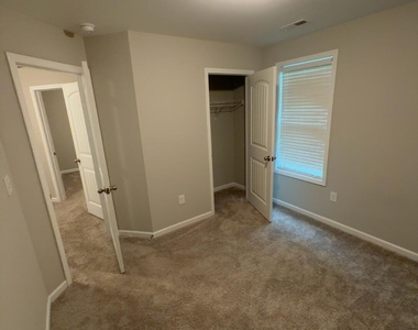 109 Stewarts Knob Lane - Photo Thumbnail 9