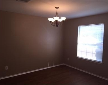 846 Indian Meadow Dr - Photo Thumbnail 3