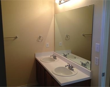 846 Indian Meadow Dr - Photo Thumbnail 13