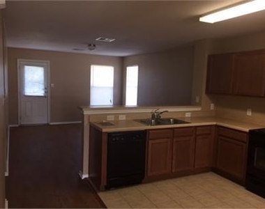 846 Indian Meadow Dr - Photo Thumbnail 4
