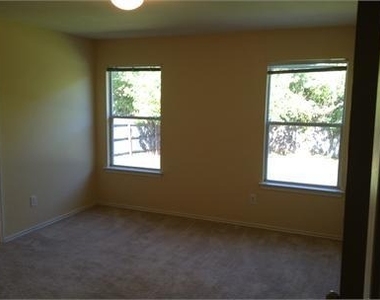 846 Indian Meadow Dr - Photo Thumbnail 12