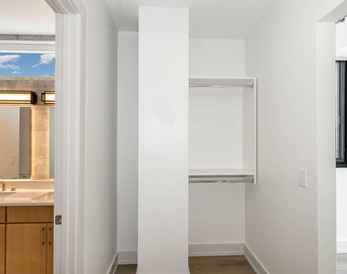 120 Mosaic Boulevard - Photo Thumbnail 27