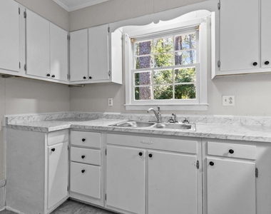 7505 Crown Avenue - Photo Thumbnail 1