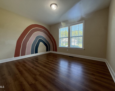15 Hadleigh Way - Photo Thumbnail 9