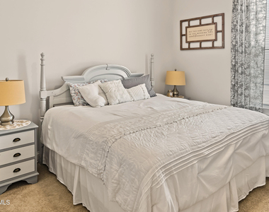 89 Kathy Mae Court - Photo Thumbnail 14