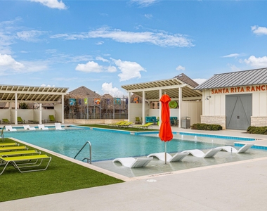 210 Zuma Dr - Photo Thumbnail 31