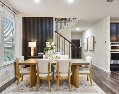 210 Zuma Dr - Photo Thumbnail 7