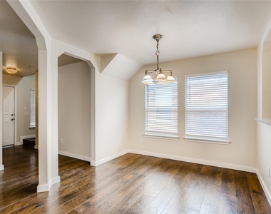 1700 Anise Dr - Photo Thumbnail 3