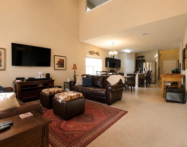 1403 Brashear Ct - Photo Thumbnail 10