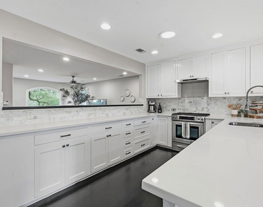 1506 Chelsea Ln - Photo Thumbnail 8