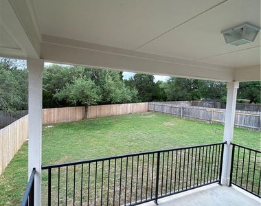 3233 Winding River Trl - Photo Thumbnail 17