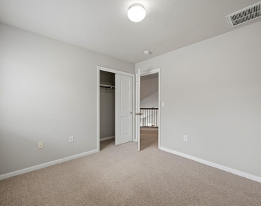 1613 Corn Hill Ln - Photo Thumbnail 26