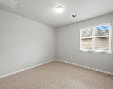 1613 Corn Hill Ln - Photo Thumbnail 25