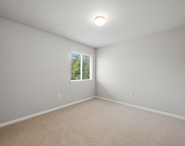 1613 Corn Hill Ln - Photo Thumbnail 28