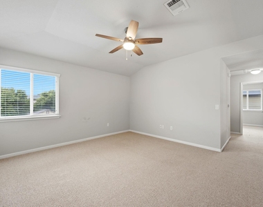 1613 Corn Hill Ln - Photo Thumbnail 21