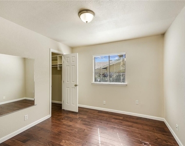11718 Spotted Horse Dr - Photo Thumbnail 14