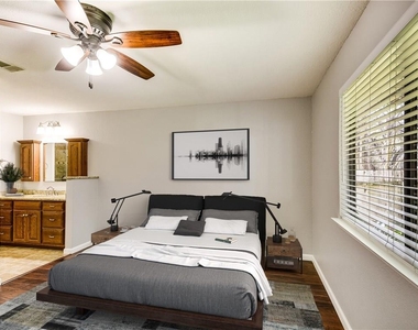 11718 Spotted Horse Dr - Photo Thumbnail 11