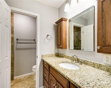 11718 Spotted Horse Dr - Photo Thumbnail 13