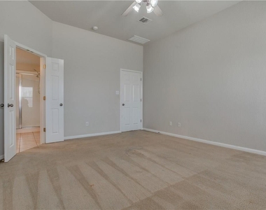 311 Gainer Dr - Photo Thumbnail 15