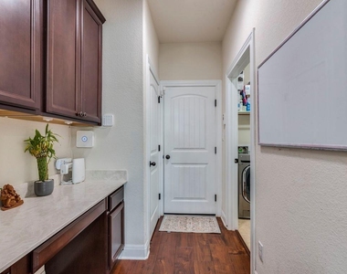 5720 Viejo Dr - Photo Thumbnail 30