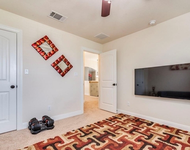 5720 Viejo Dr - Photo Thumbnail 25