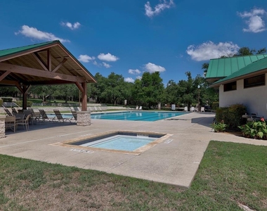 1006 Shadow Valley Cv - Photo Thumbnail 38