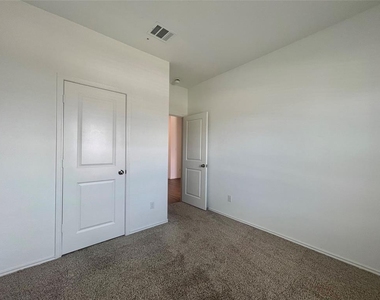 133 Akela Way - Photo Thumbnail 7