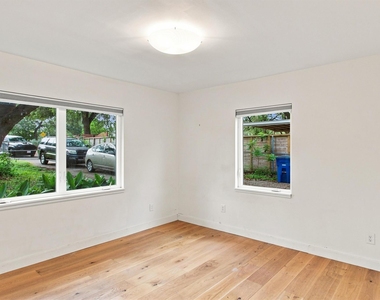 7200 Albert Rd - Photo Thumbnail 8