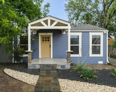 1137 Nickols Ave - Photo Thumbnail 1