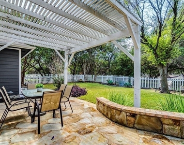 1202 Cardigan St - Photo Thumbnail 16