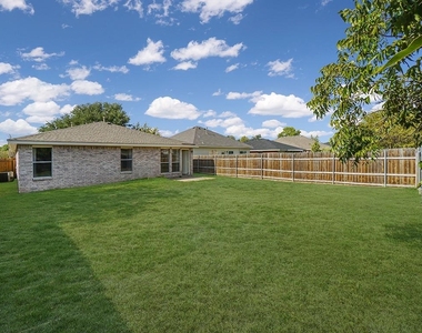 121 Shenandoah Trl - Photo Thumbnail 25