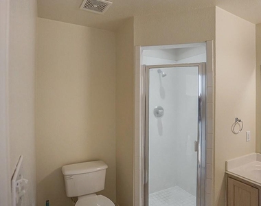 121 Shenandoah Trl - Photo Thumbnail 10
