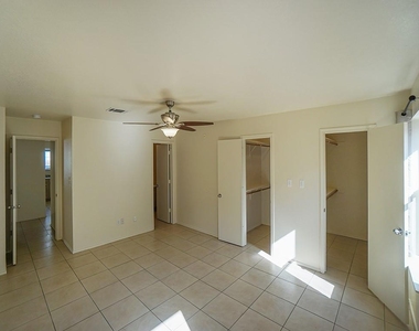 121 Shenandoah Trl - Photo Thumbnail 7