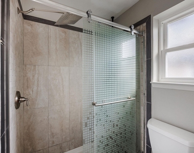 6101 London Dr - Photo Thumbnail 21
